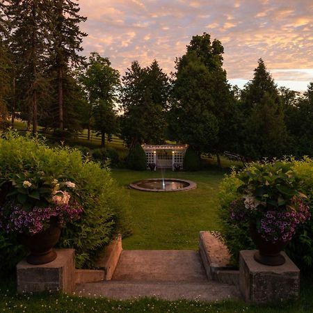 Idlwilde Inn Watkins Glen Exteriér fotografie