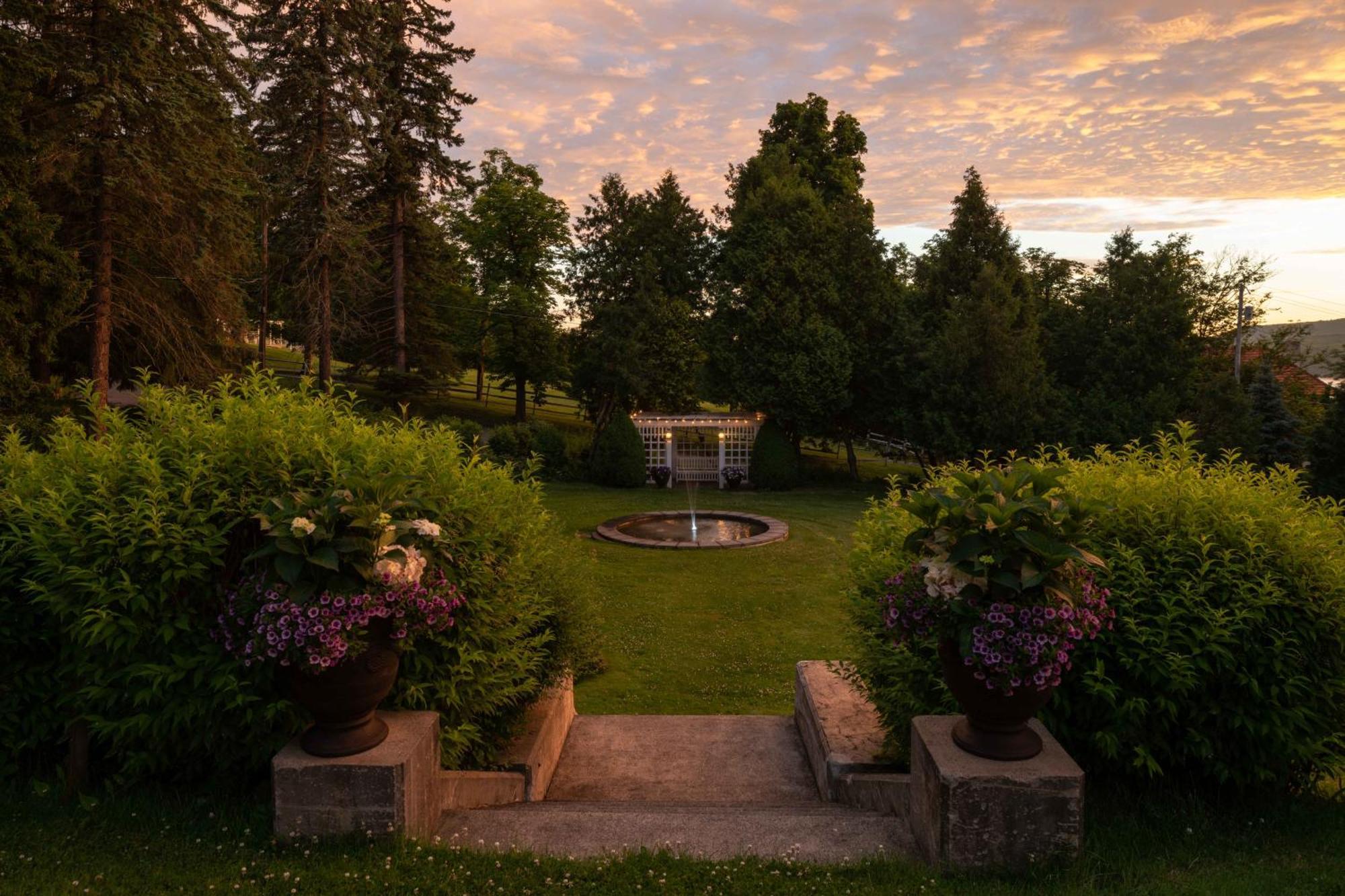 Idlwilde Inn Watkins Glen Exteriér fotografie